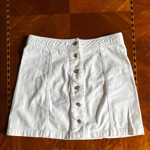 White Button-Front Denim Skirt - Picture 1 of 6